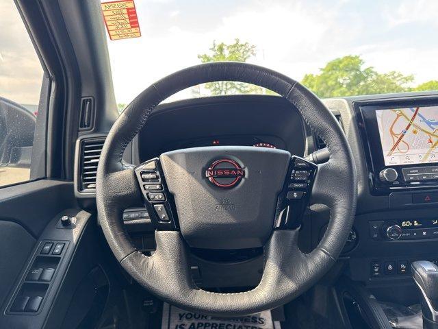 Photo of 2022 Glacier White Nissan Frontier