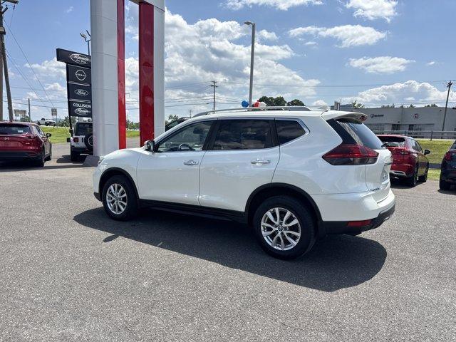 Photo of 2019 White Nissan Rogue