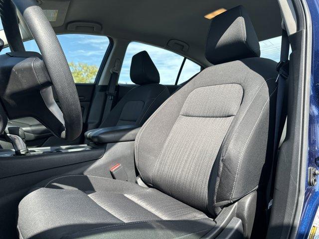 Photo of 2022 Deep Blue Pearl Nissan Altima