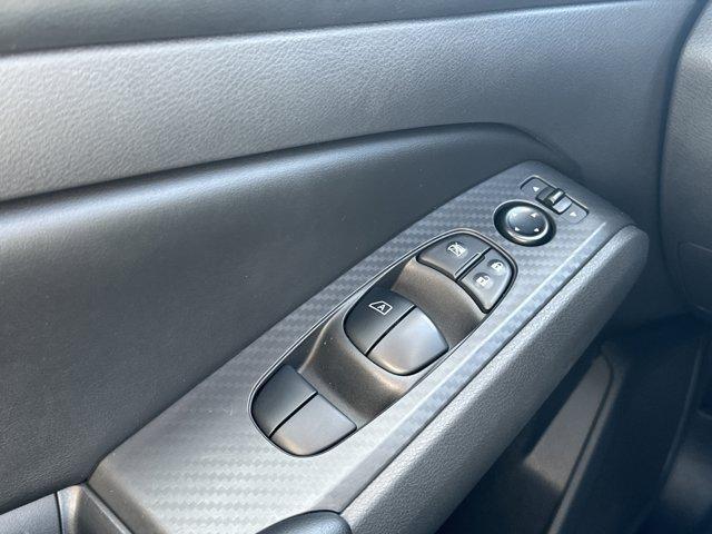 Photo of 2022 Deep Blue Pearl Nissan Altima