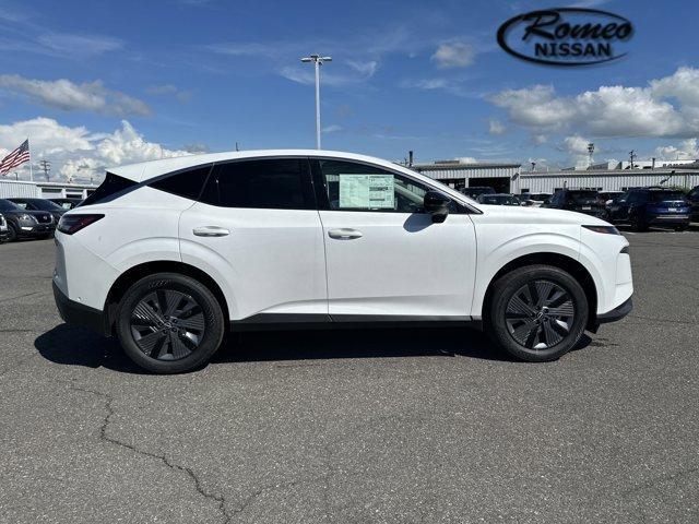 Photo of 2025 Everest White P Nissan Murano
