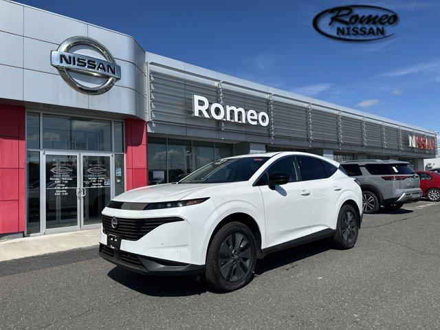 Photo of 2025 Everest White P Nissan Murano