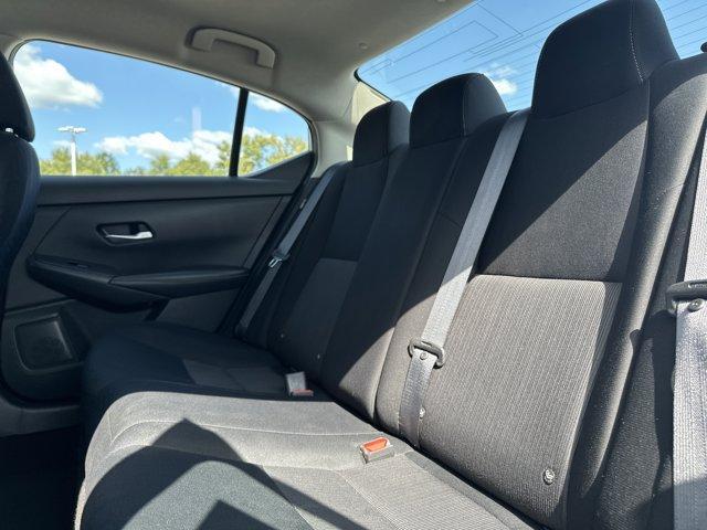 Photo of 2023 Cloud White Nissan Sentra