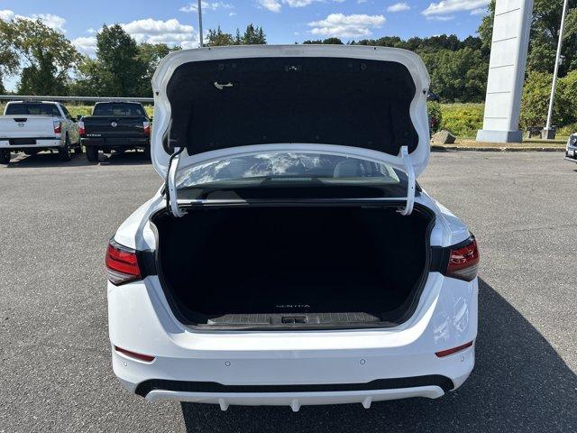 Photo of 2023 Cloud White Nissan Sentra
