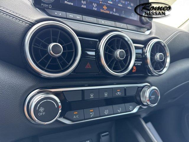Photo of 2025 Cloud White Nissan Sentra