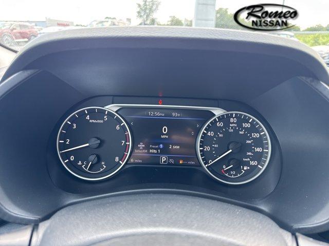 Photo of 2025 Cloud White Nissan Sentra