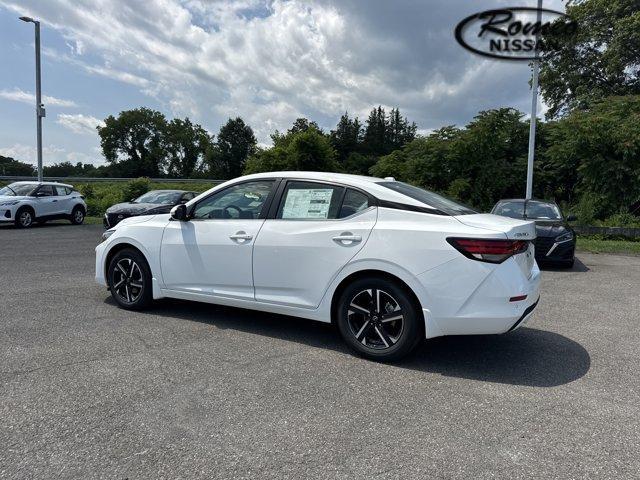 Photo of 2025 Cloud White Nissan Sentra