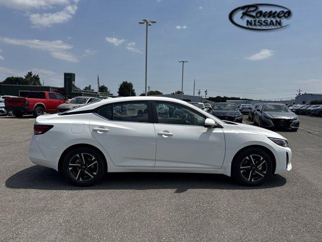 Photo of 2025 Cloud White Nissan Sentra
