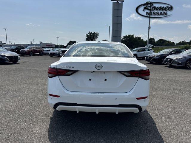 Photo of 2025 Cloud White Nissan Sentra