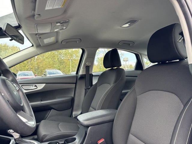 Photo of 2023 Aurora Black Pearl Kia Forte