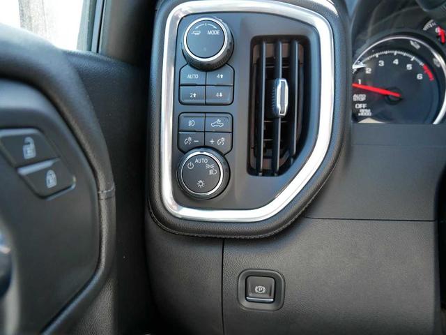 Photo of 2021 White Chevrolet Silverado 1500