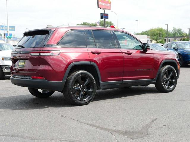 Photo of 2023 Red Jeep Grand Cherokee