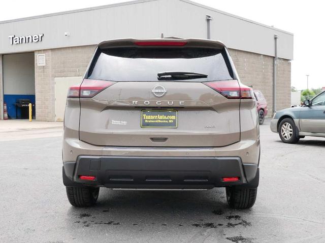 Photo of 2025 Baja Storm Nissan Rogue