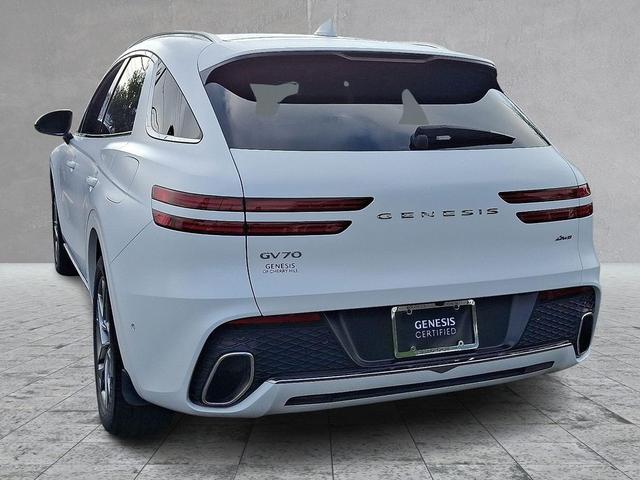 Photo of 2023 Matterhorn White Genesis GV70
