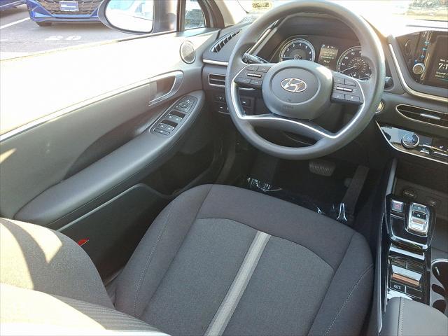 Photo of 2023 Curated Silver Hyundai SONATA