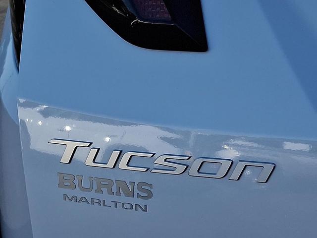 Photo of 2025 White Pearl Hyundai TUCSON