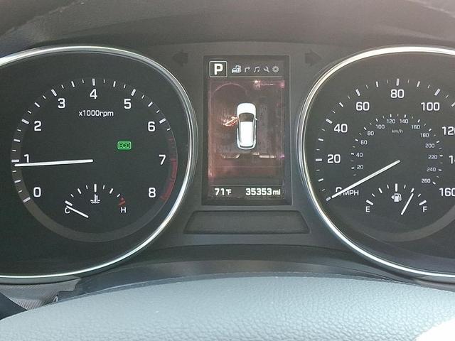 Photo of 2017 Mineral Gray Hyundai Santa Fe Sport
