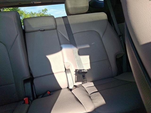 Photo of 2017 Mineral Gray Hyundai Santa Fe Sport