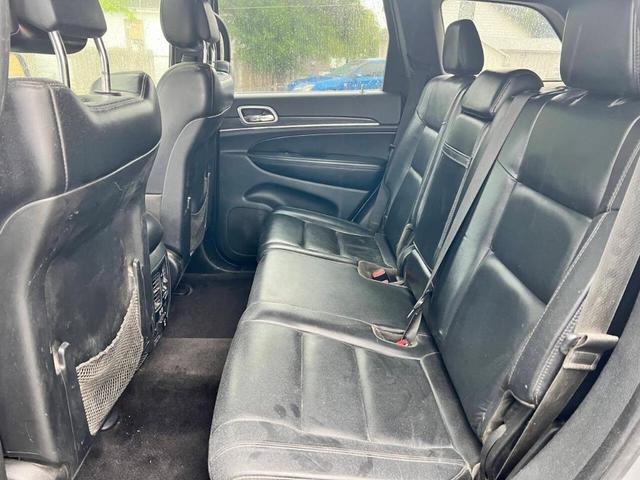 Photo of 2017 Black Ford Explorer