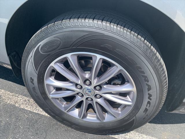 Photo of 2024 Moonstone Gray Metallic Buick Enclave