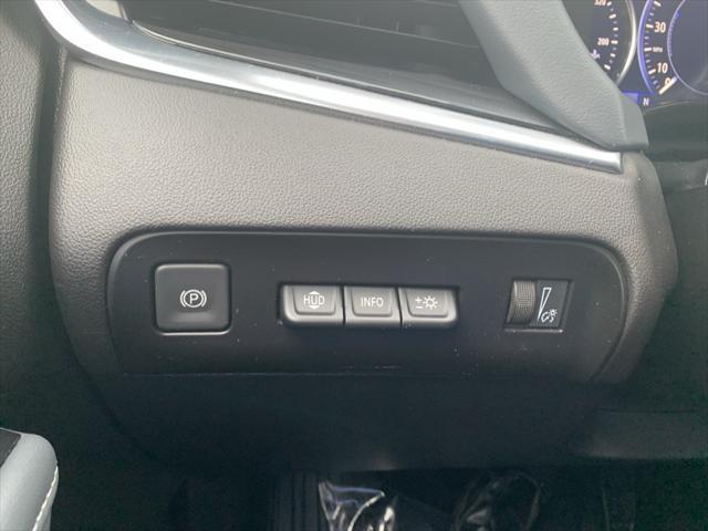 Photo of 2024 Summit White Buick Enclave