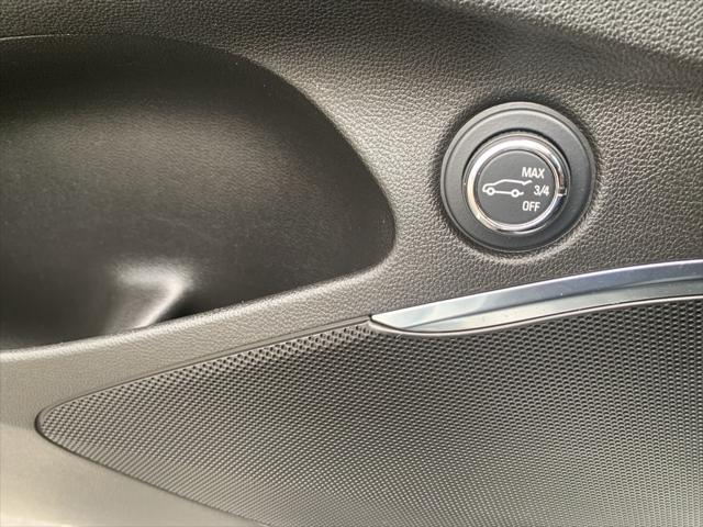 Photo of 2024 Summit White Buick Enclave