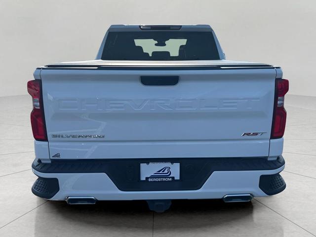 Photo of 2022 Summit White Chevrolet Silverado 1500
