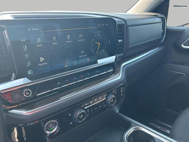 Photo of 2022 Summit White Chevrolet Silverado 1500