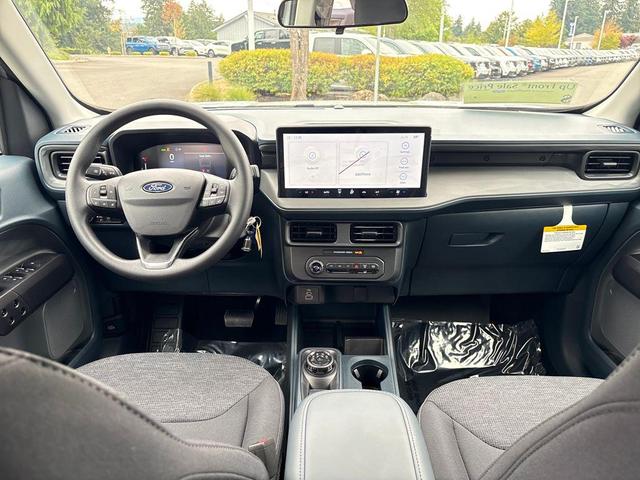 Photo of 2025 Space White Metallic Ford Maverick