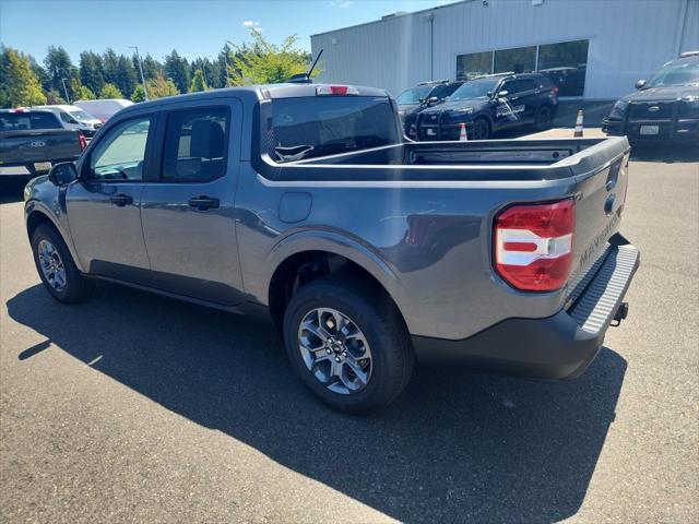 Photo of 2025 Carbonized Gray Metallic Ford Maverick