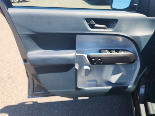 Photo of 2025 Carbonized Gray Metallic Ford Maverick