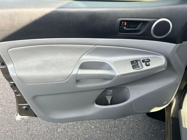 Photo of 2010 Pyrite Mica Toyota Tacoma