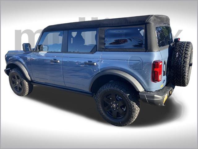 Photo of 2025 Azure Gray Metallic Tri-Coat Ford Bronco