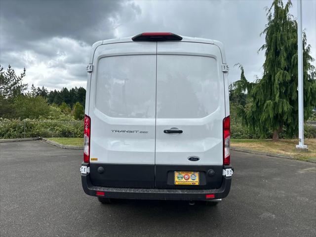 Photo of 2025 Oxford White Ford Transit-250