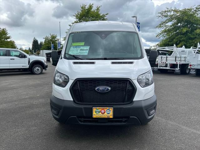 Photo of 2025 Oxford White Ford Transit-250