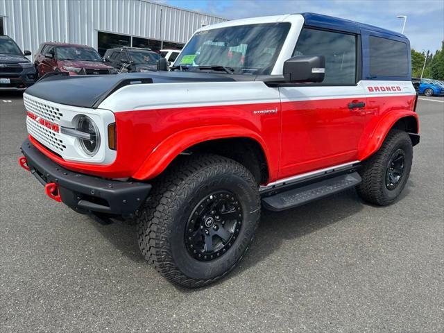 Photo of 2025 Oxford White Ford Bronco