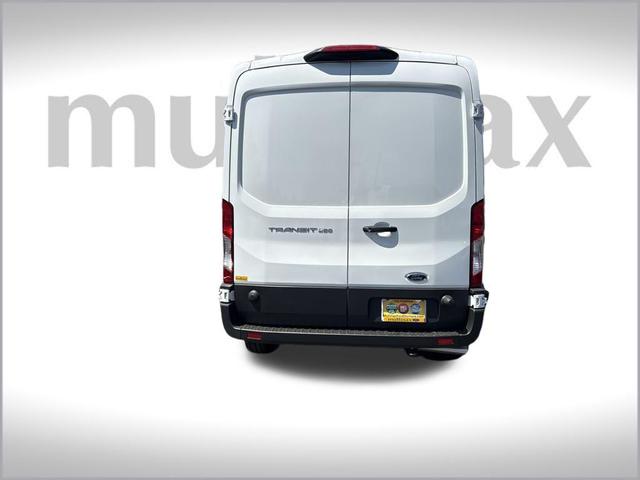 Photo of 2025 Yz Oxford White Ford Transit-250
