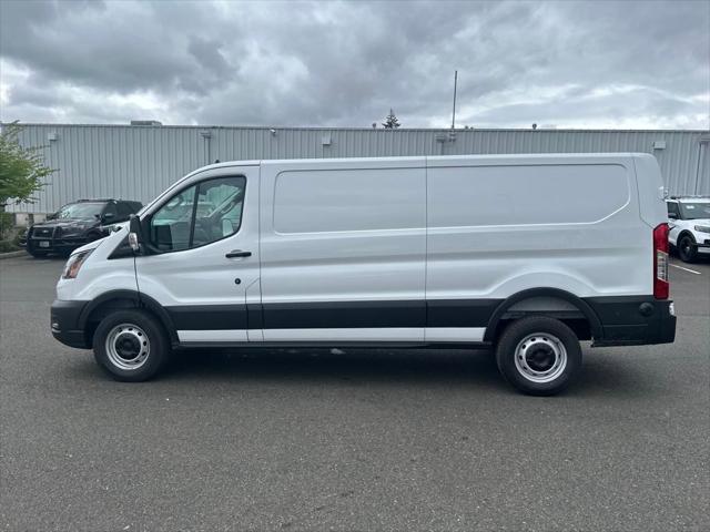 Photo of 2025 Oxford White Ford Transit-250