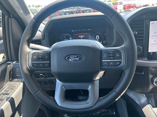 Photo of 2025 Oxford White Ford F-150 Lightning