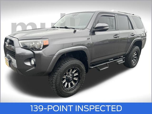 Photo of 2018 Magnetic Gray Metallic Toyota 4Runner