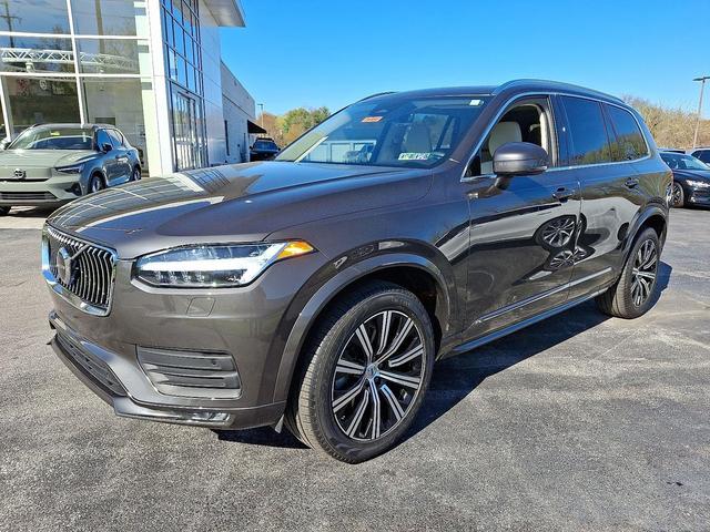 Photo of 2023 Platinum Gray Volvo XC90