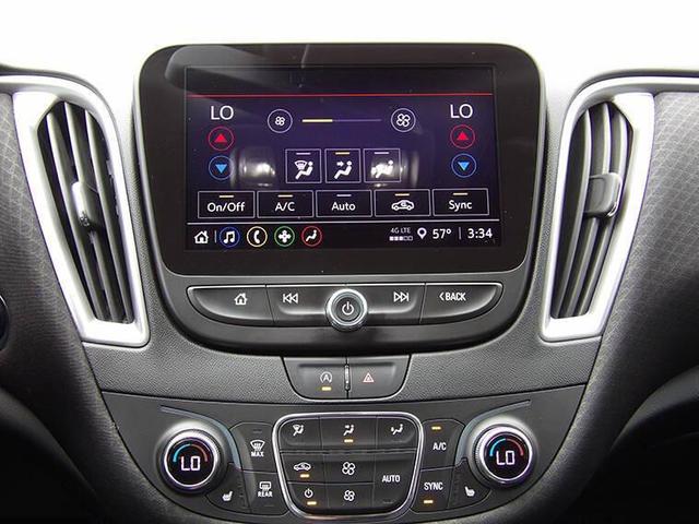 Photo of 2022 Summit White Chevrolet Malibu
