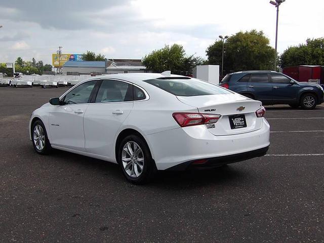Photo of 2022 Summit White Chevrolet Malibu
