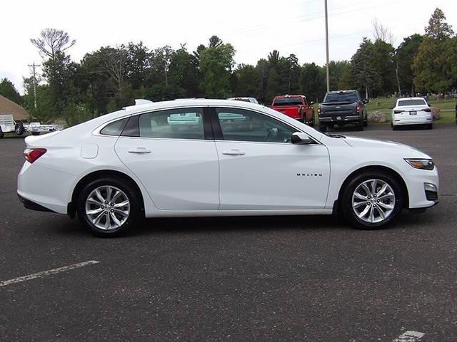 Photo of 2022 Summit White Chevrolet Malibu