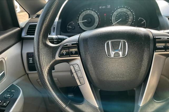Photo of 2014 Modern Steel Metallic Honda Odyssey