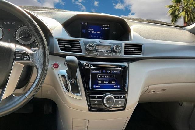 Photo of 2014 Modern Steel Metallic Honda Odyssey