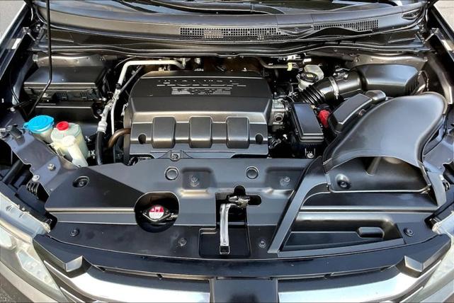 Photo of 2014 Modern Steel Metallic Honda Odyssey
