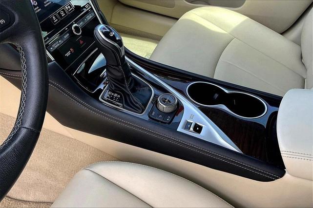 Photo of 2019 Majestic White INFINITI Q50
