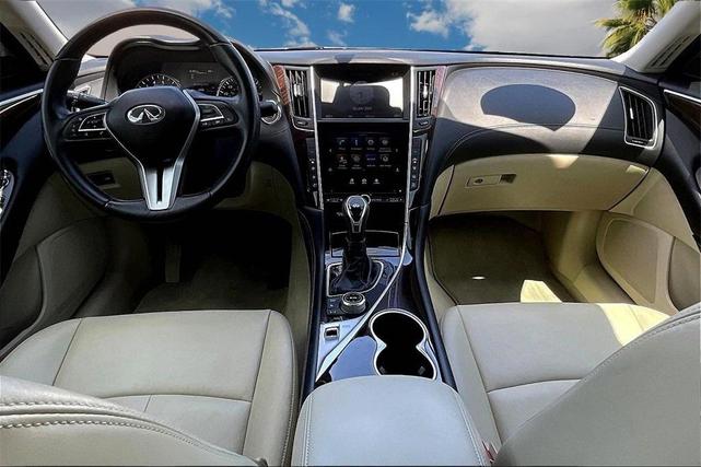 Photo of 2019 Majestic White INFINITI Q50
