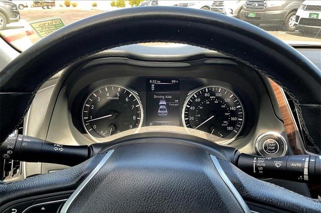 Photo of 2019 Majestic White INFINITI Q50